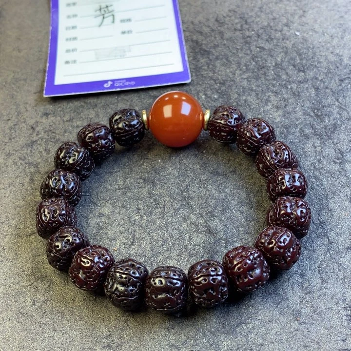 金刚菩提吊坠手串