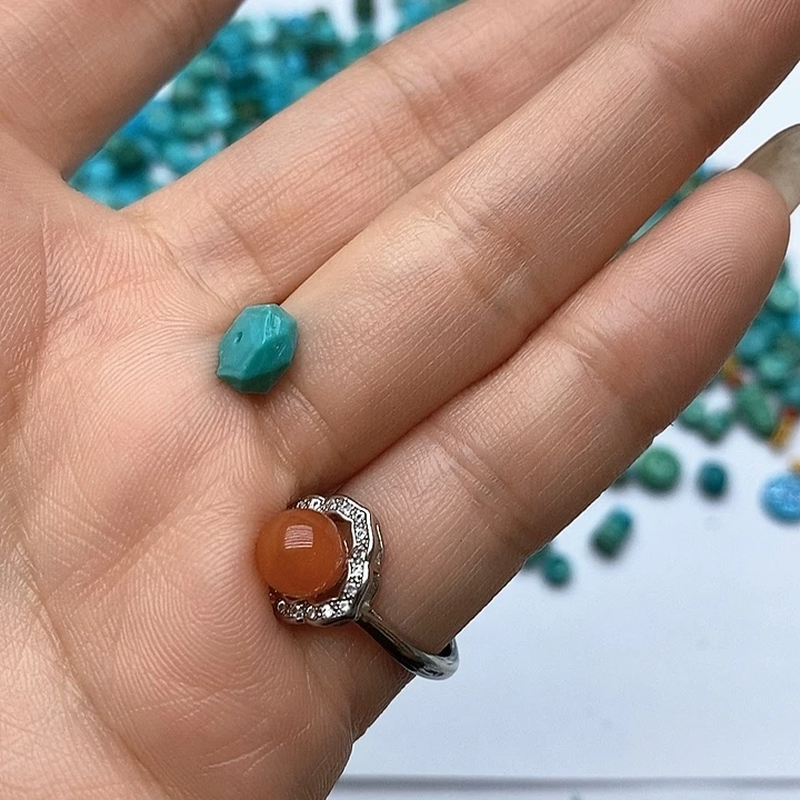 南红玛瑙未镶嵌珠宝奇石