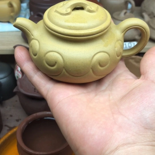 茶壶紫砂黄段泥仿古如意180豪升左