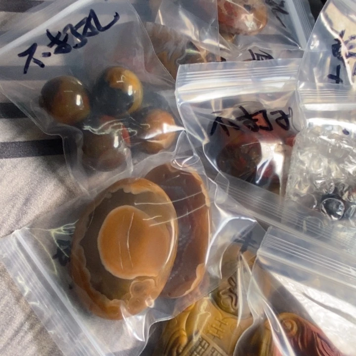 未镶嵌颈饰玛瑙/玉髓慕**杨战国红