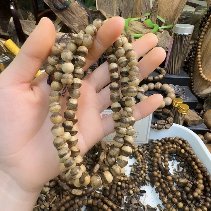 沉香碎屑沉香达拉干沉香0.8大18克➕沉香碎屑多样性