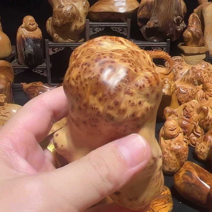 小***伟柏木太行 手工制作