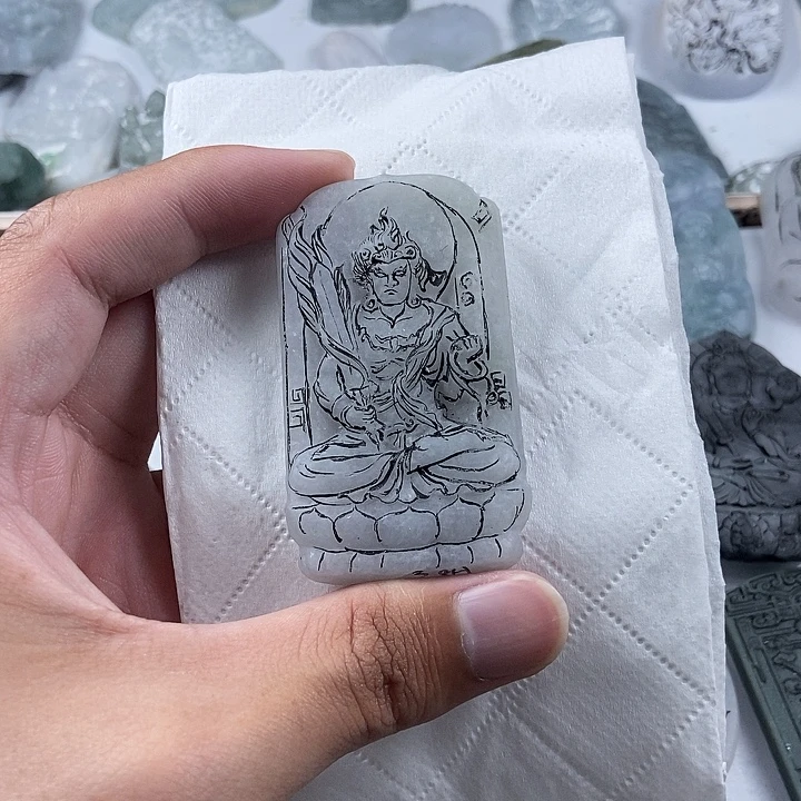 定制翡翠未镶嵌吊坠