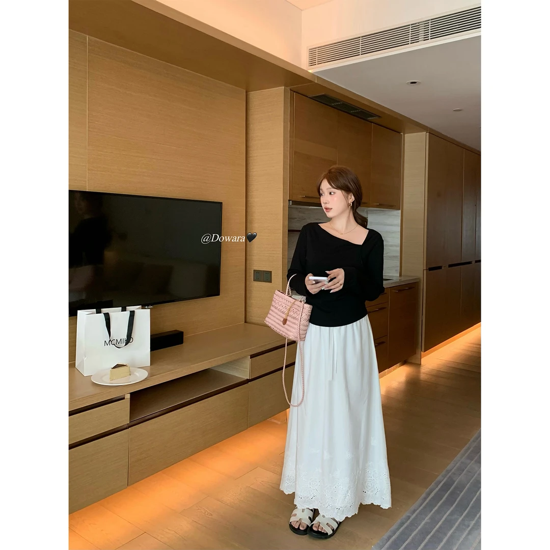 现货大婉酱微胖定制设计感显瘦方领T恤春季黑色收腰绑带上衣7700D