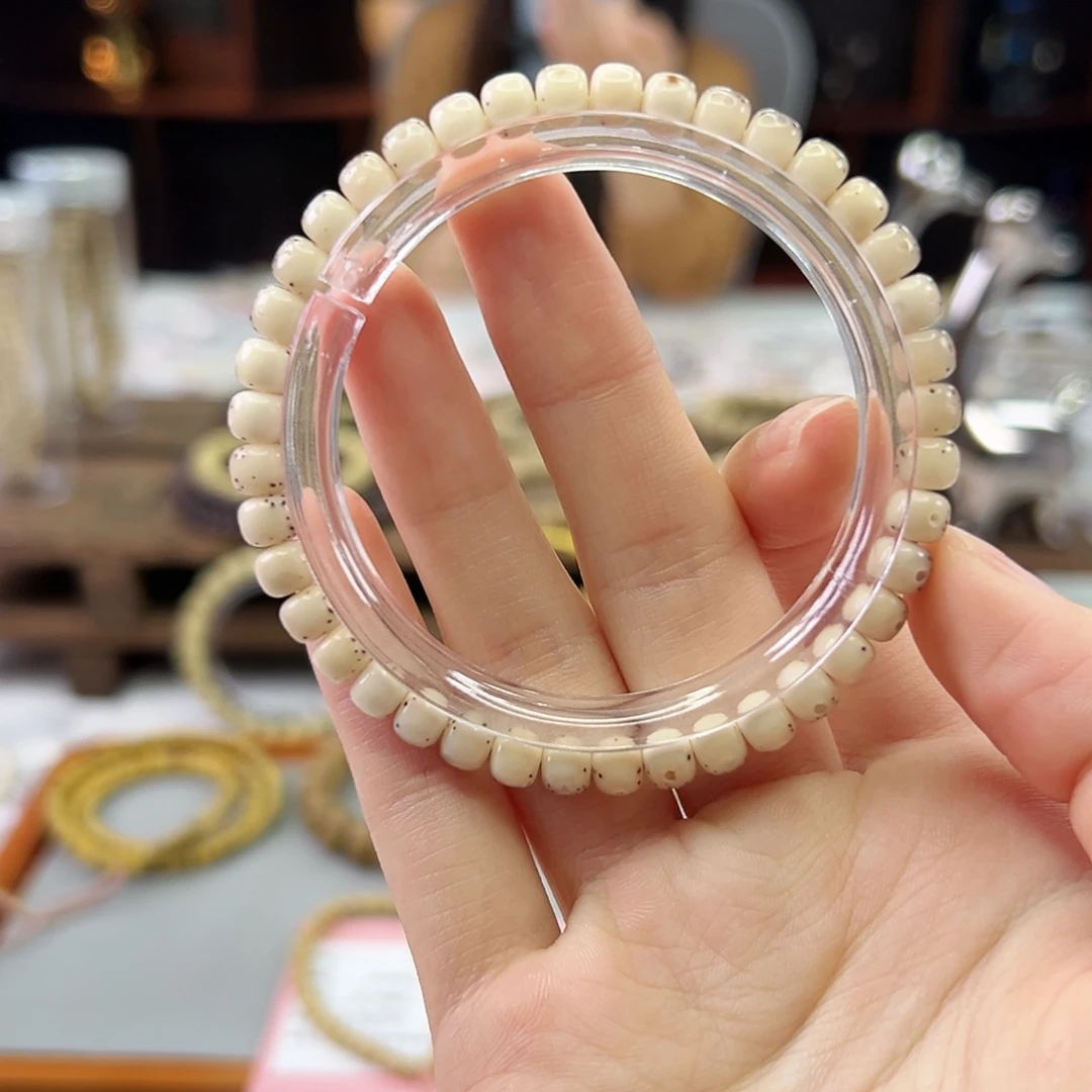 星月菩提吊坠Ll.6x5超大留白 针尖星