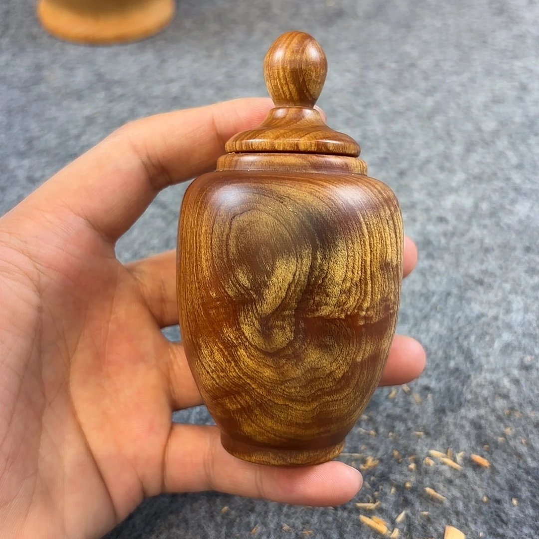 崖柏太行崖柏黑骨茶叶罐
