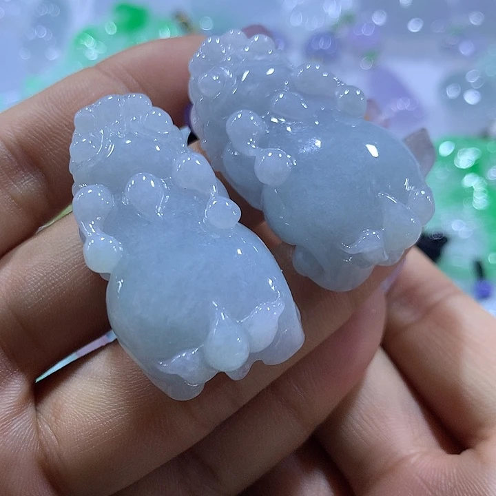 翡翠未镶嵌颈饰天然翡翠A货吊坠