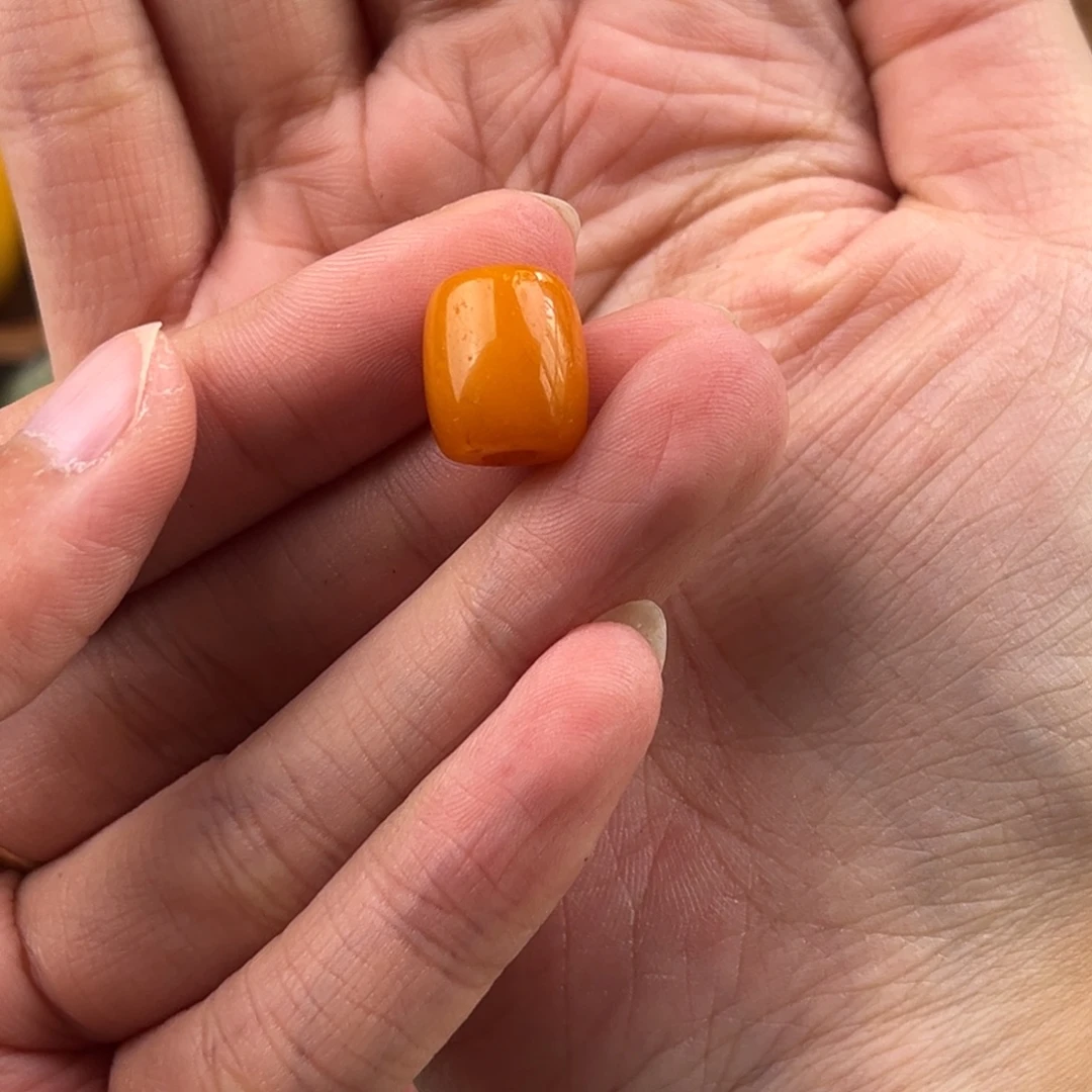 小***妈蜜蜡未镶嵌颈饰老蜜蜡