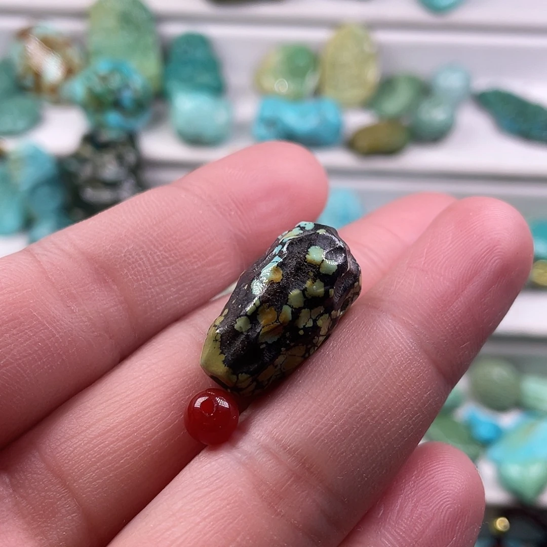 南红玛瑙未镶嵌颈饰