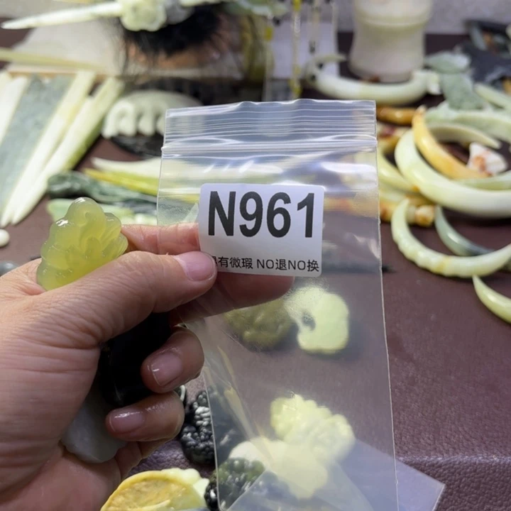 蛇纹石玉发饰合金子*语