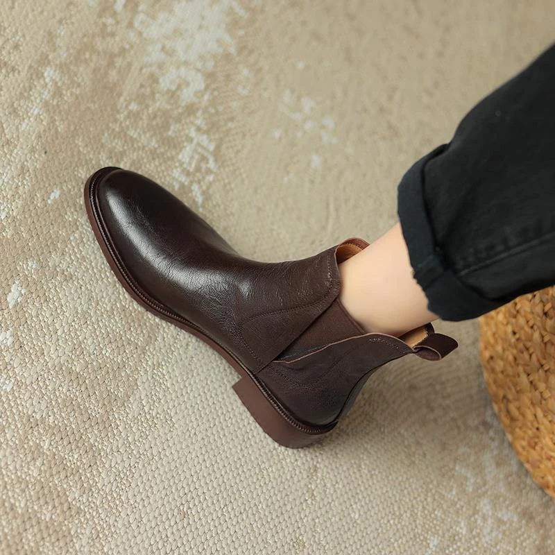 英伦风真皮复古圆头平底切尔西靴女羊皮手抓纹棕色弹力显瘦短筒靴