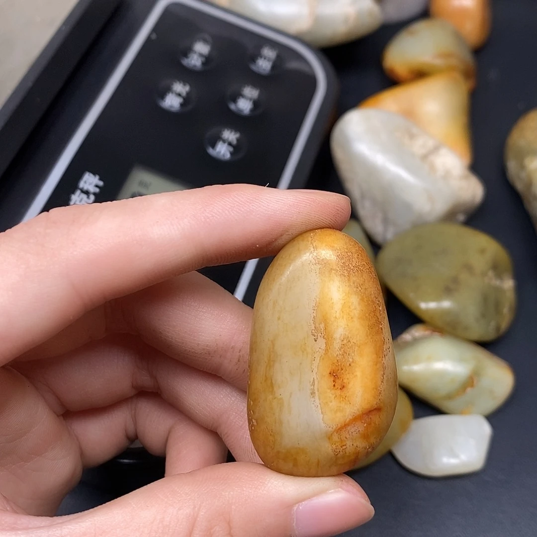和田玉（糖玉）未镶嵌挂件