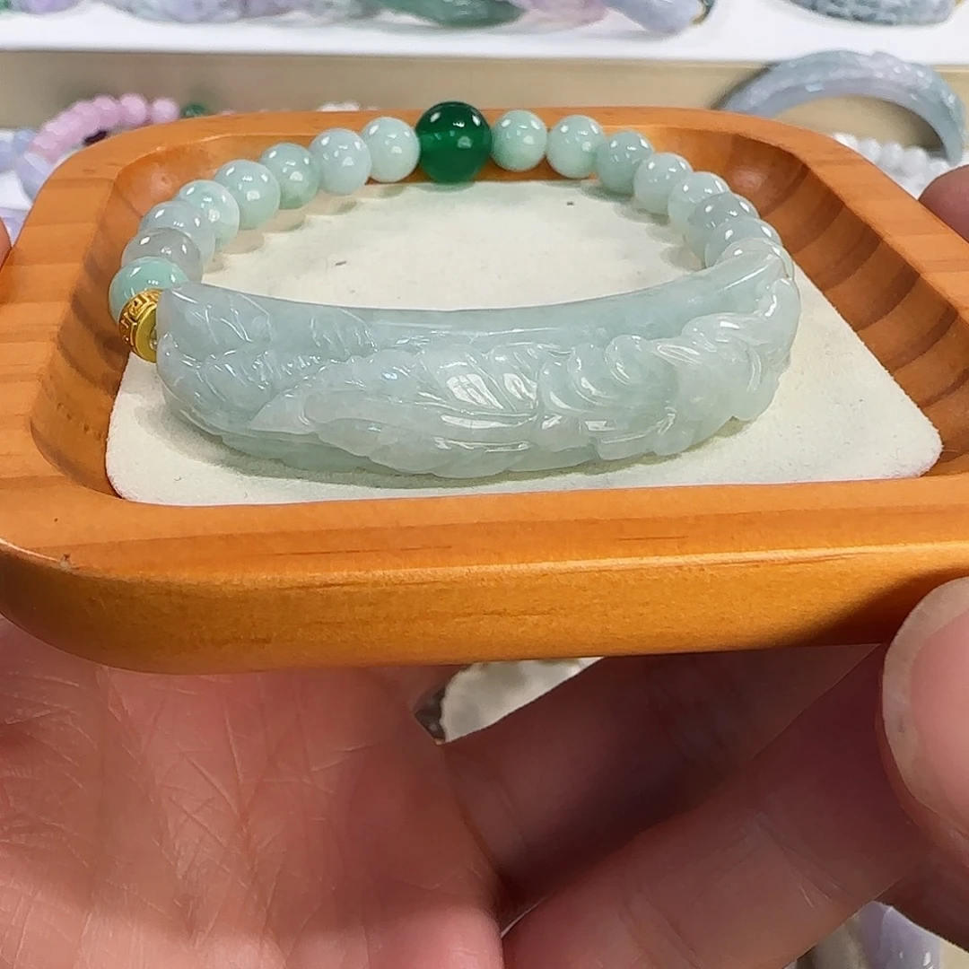 翡翠未镶嵌颈饰凤凰手牌