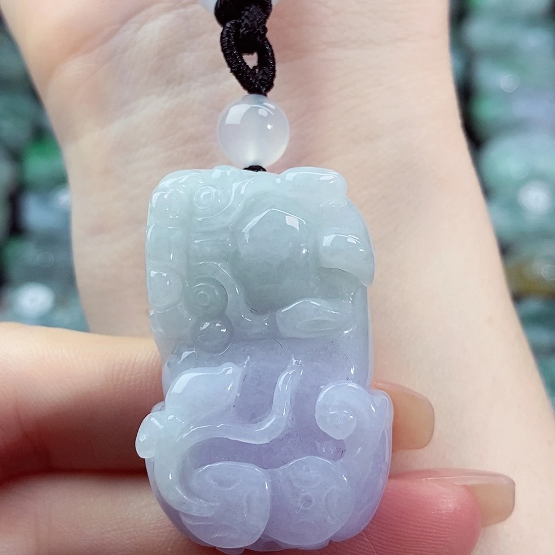 颈饰未镶嵌翡翠天然