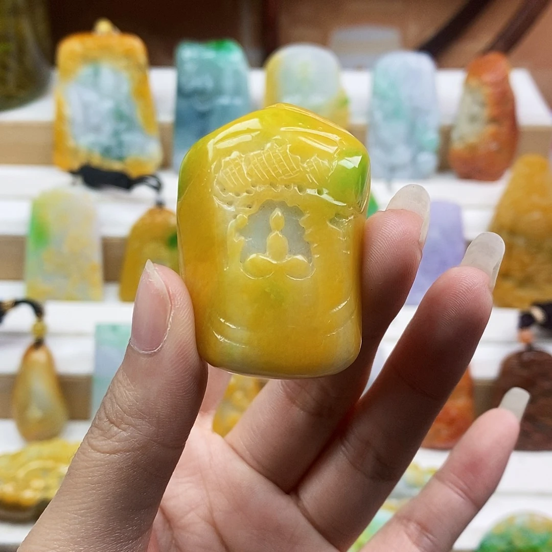 定制翡翠未镶嵌翡翠