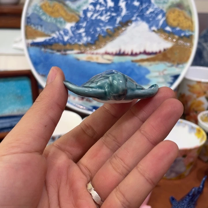 笑***妈景德镇陶瓷艺术品