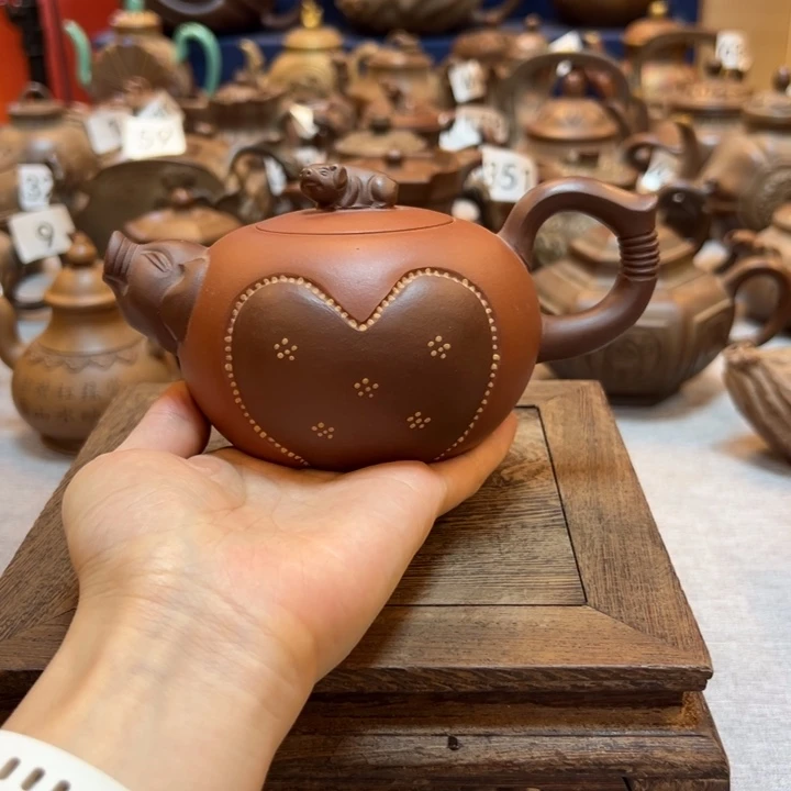 紫砂壶等艺术精品
