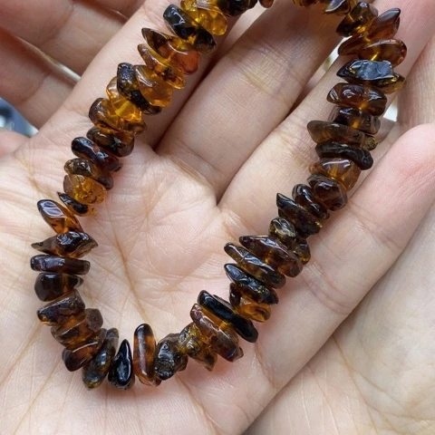 琥珀裸石未镶嵌琥珀