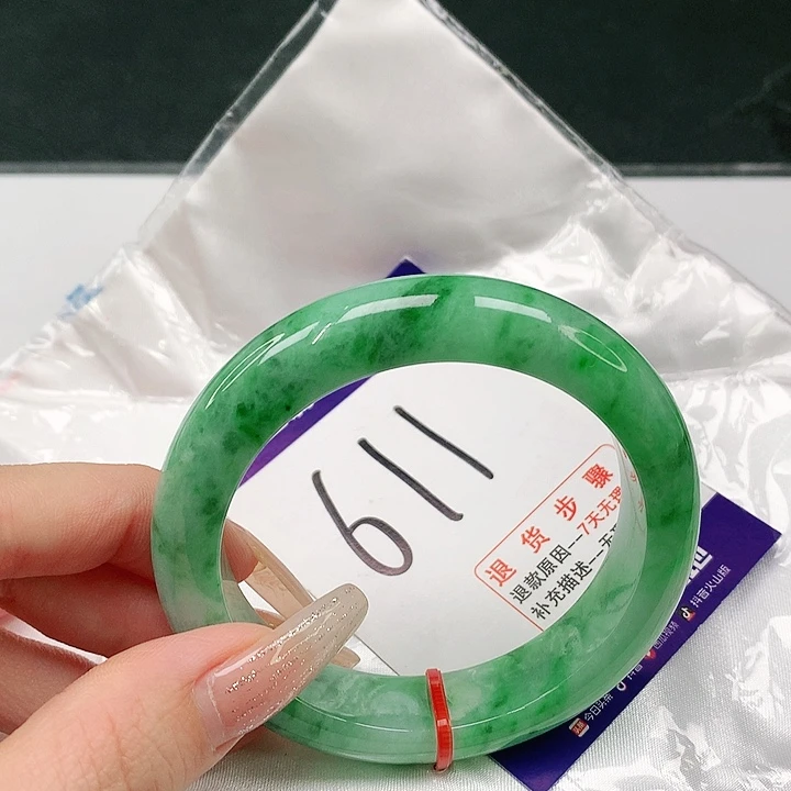 未镶嵌手镯翡翠翡翠手镯