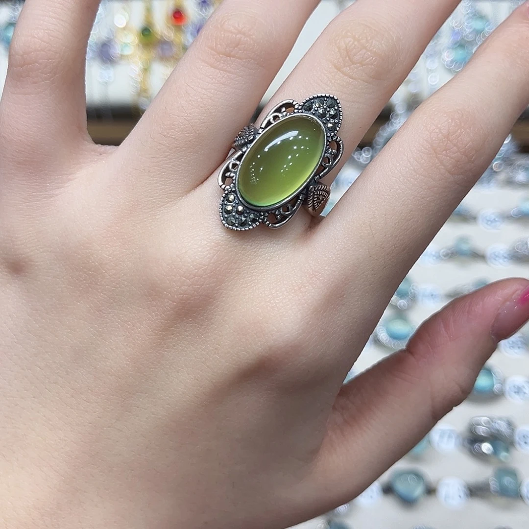 琴***女岫玉银S925镶嵌戒指