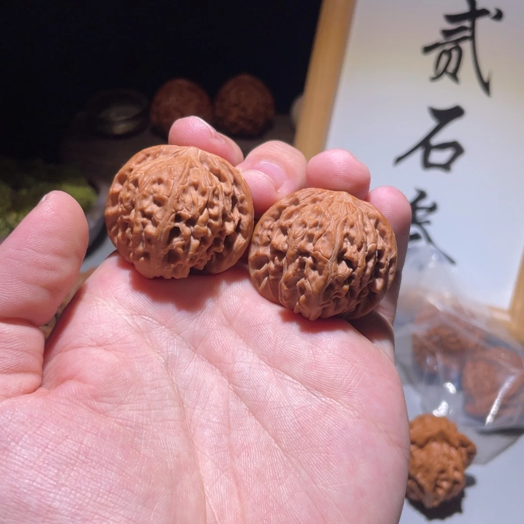 芝***粒文玩核桃把件37 磨盘