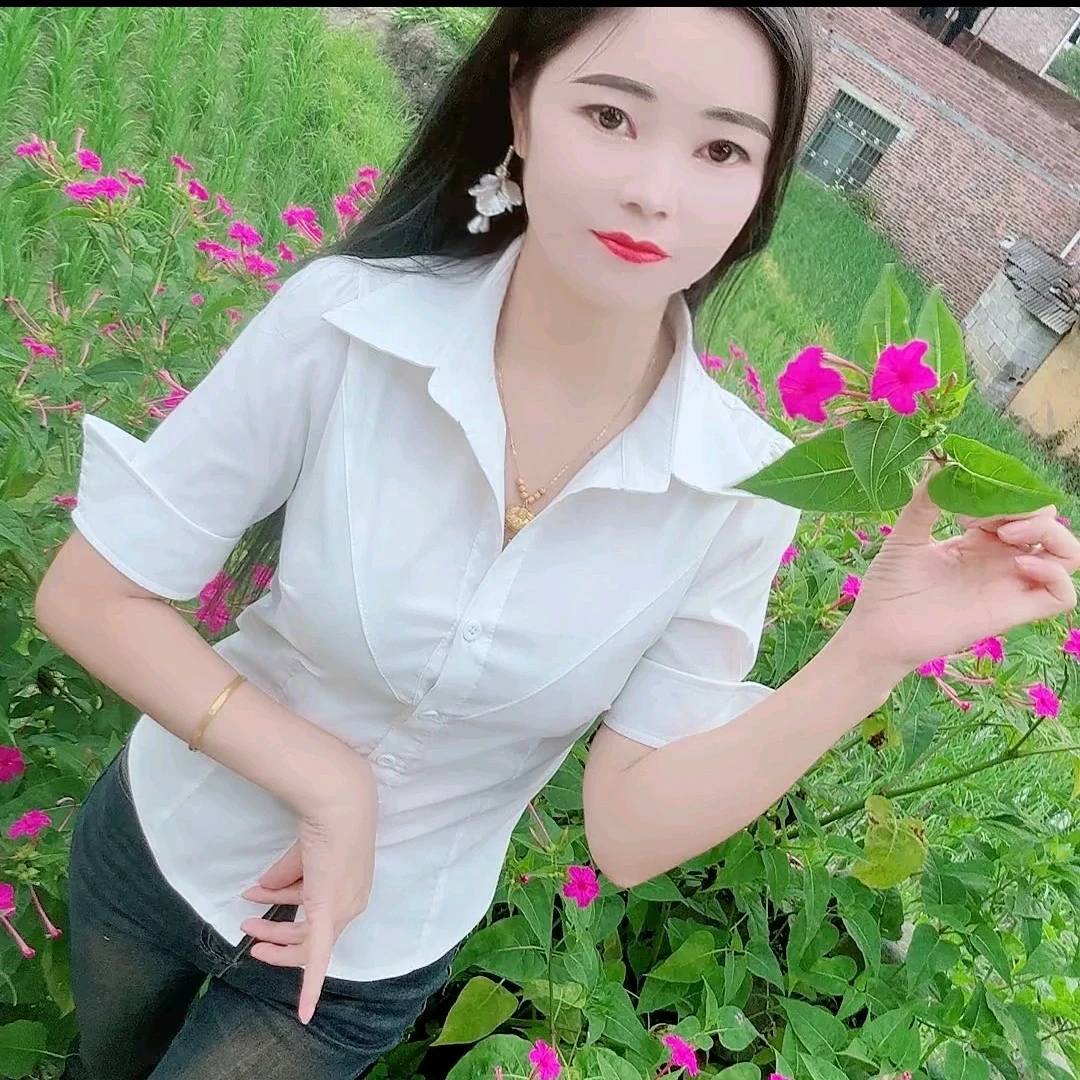 纯欲风收腰显瘦白色短袖衬衫女夏季职场通勤气质上衣