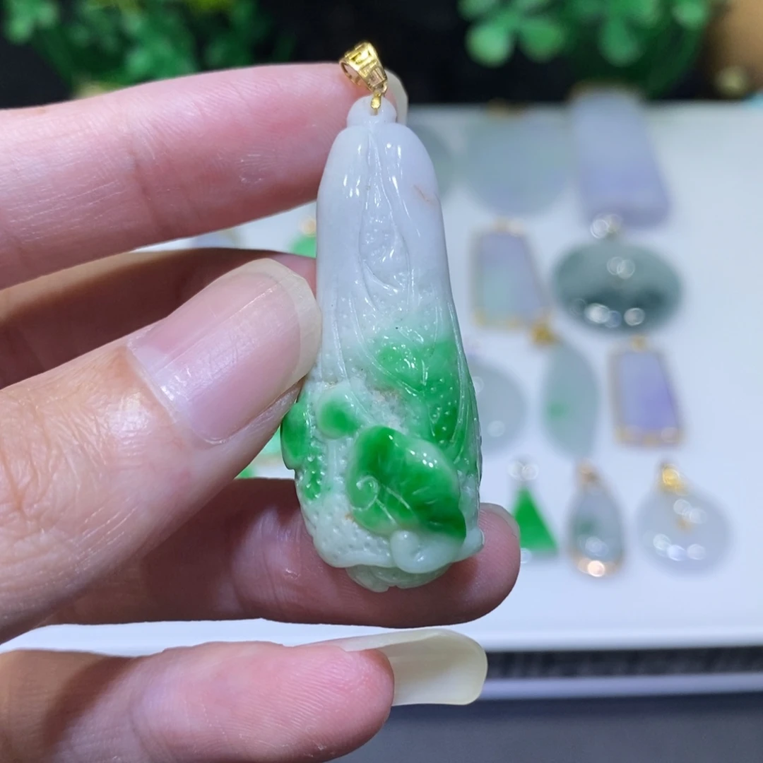 翡翠18K金镶嵌吊坠(不含链)