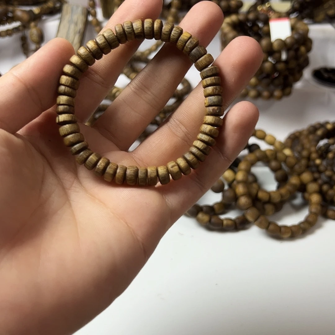 沉香沉香碎屑算盘珠0.8