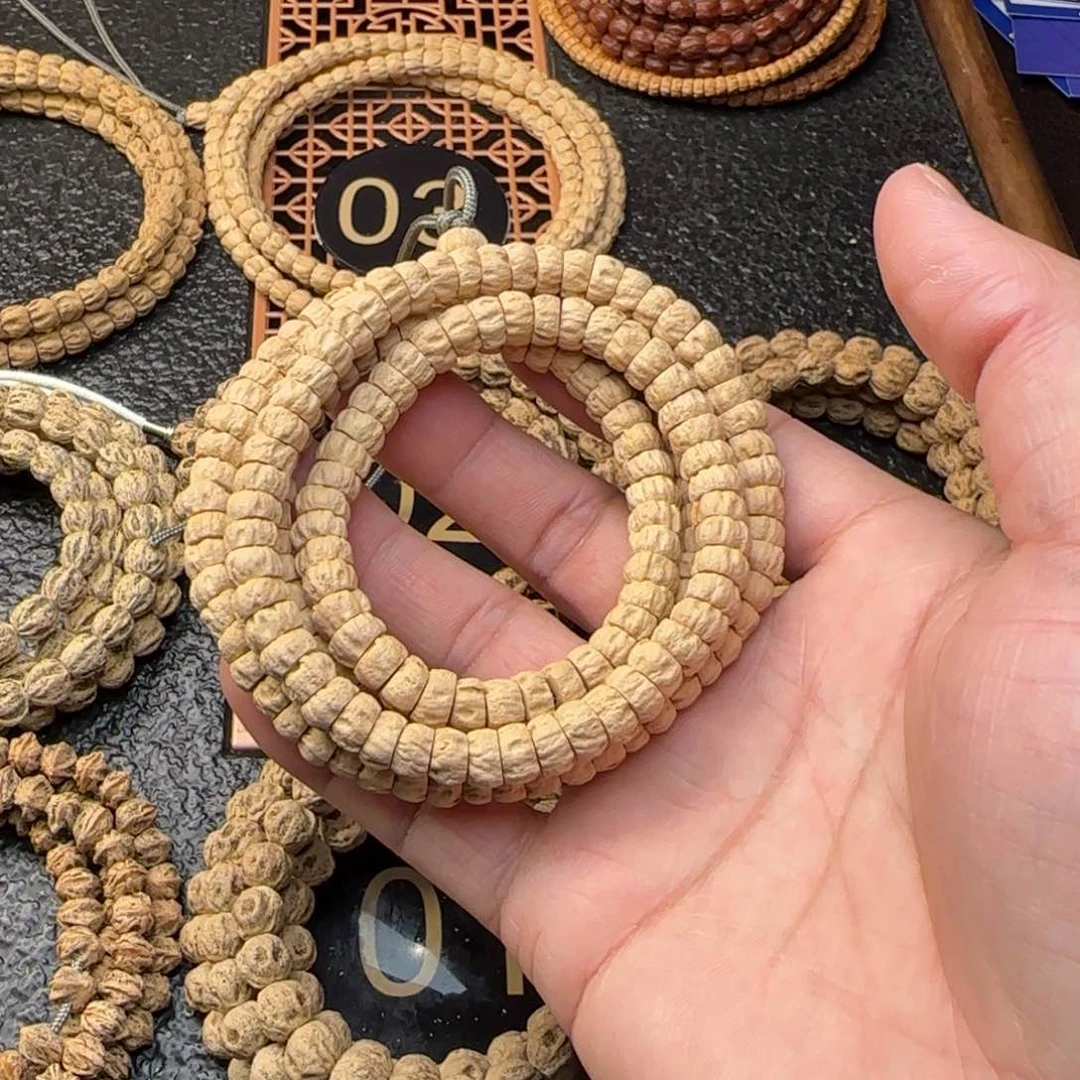 柏香籽/百香籽吊坠锦*ぃ