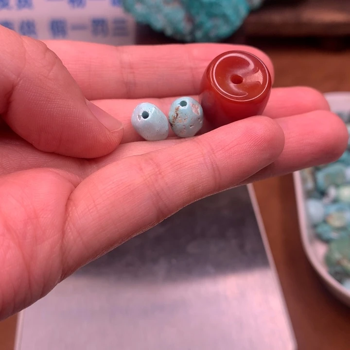 玛瑙/玉髓原矿未镶嵌史*