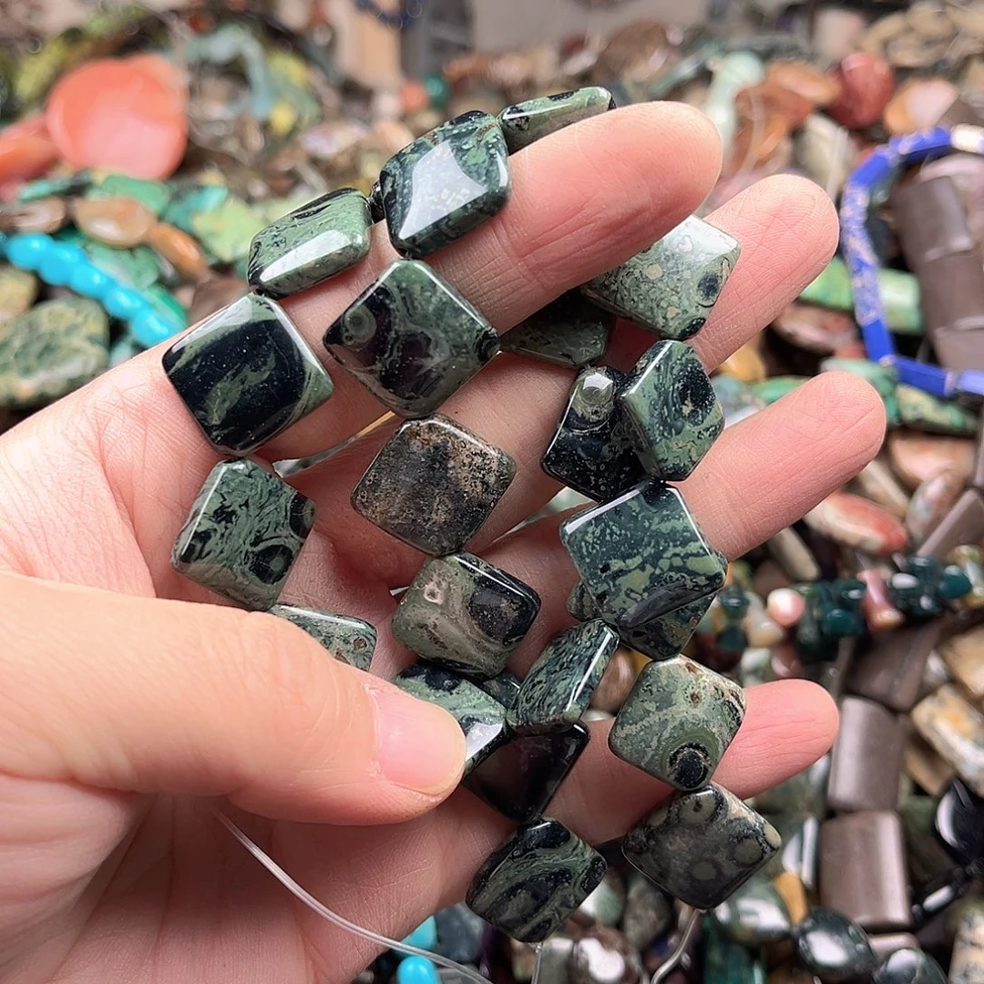 糖****石英质玉未镶嵌手饰