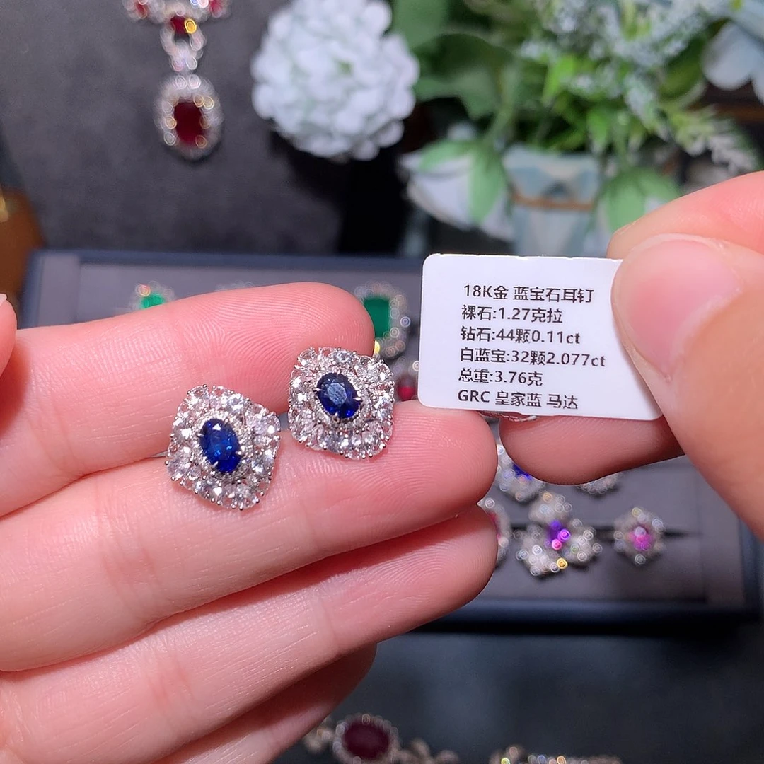 蓝宝石耳钉18K金镶嵌