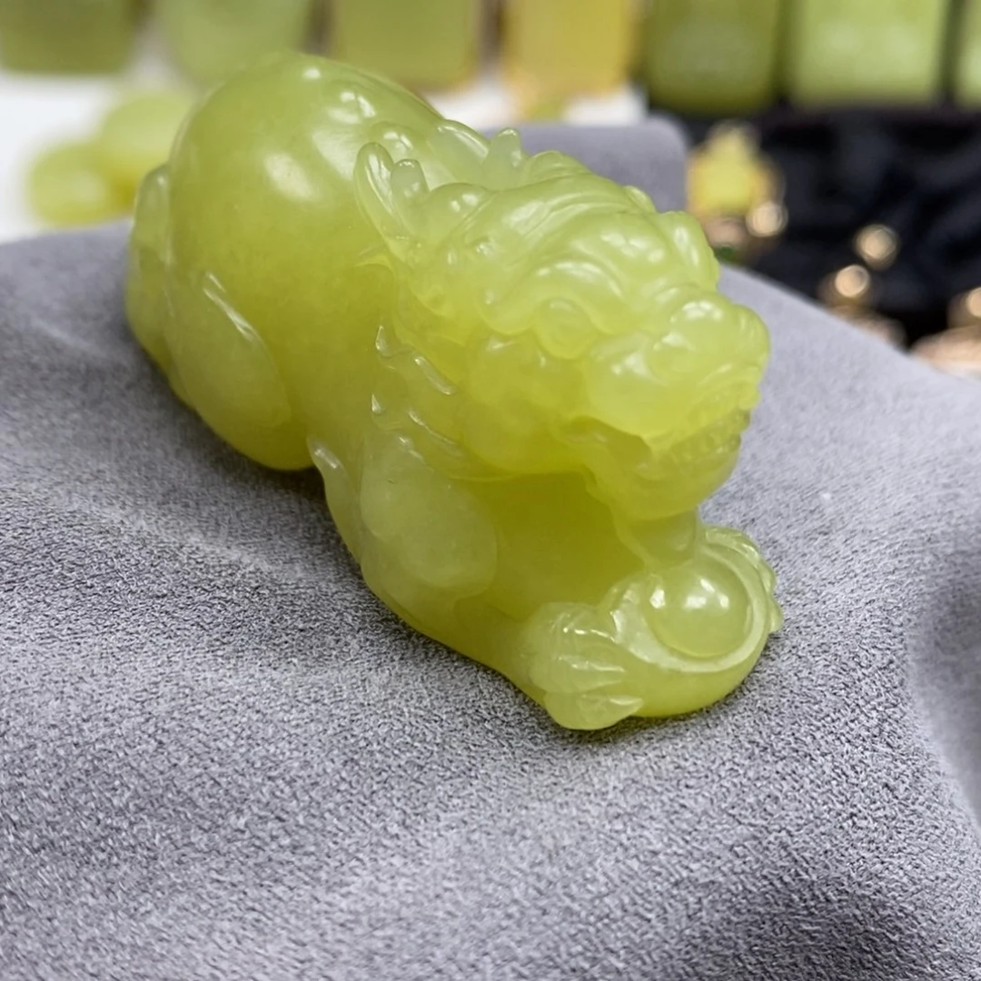 和田玉（黄玉）未镶嵌颈饰