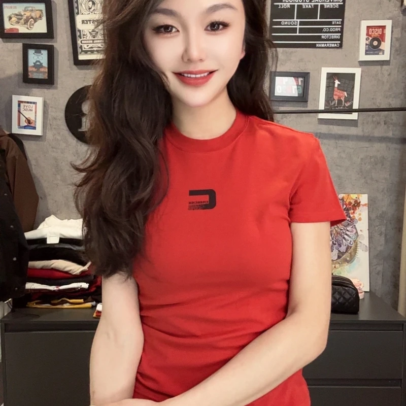 QIQI琦琦工厂店夏季短款修身印花圆领显瘦时尚2025流行巨显瘦上衣