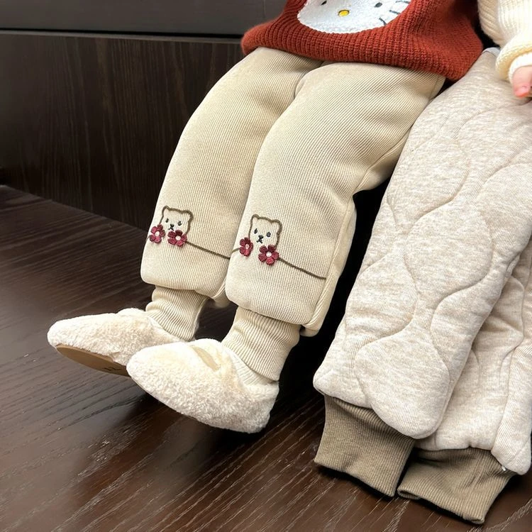 女宝宝过冬棉裤三层夹棉条绒裤冬季2025新款儿童冬装女童加厚裤子