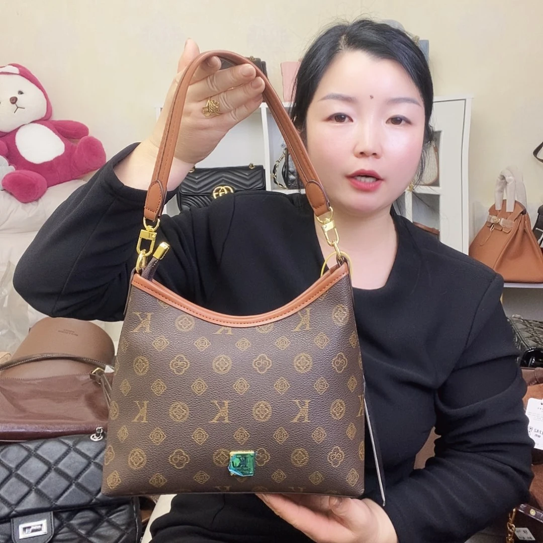 鱼皮（革）绵羊皮（革）羊剖层皮革牛剖层皮革羊皮（革）PU牛皮