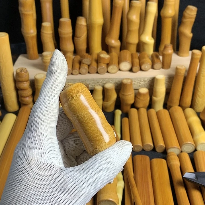 【闪购商品】H****n实心玉竹红皮转珠