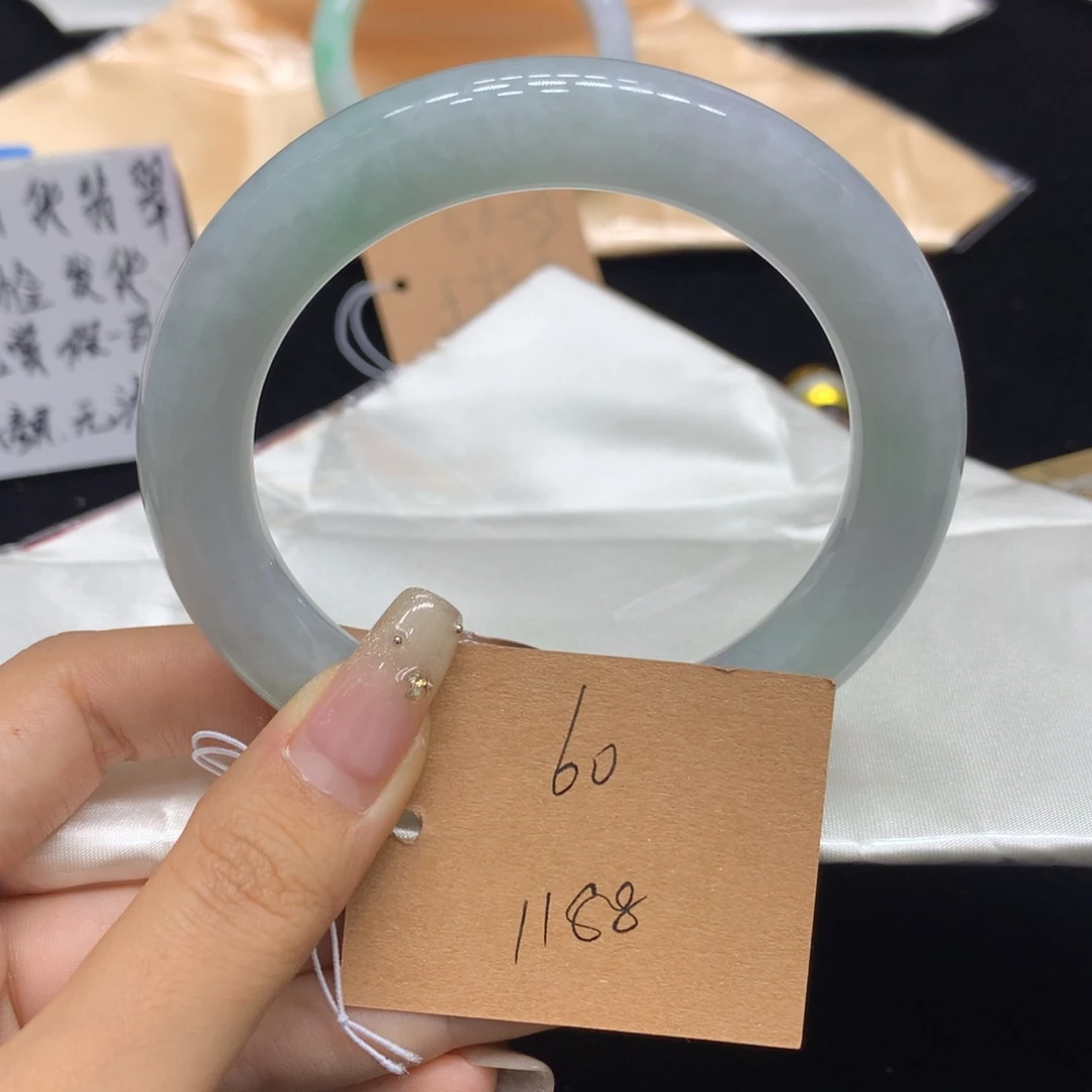 翡翠未镶嵌手镯天然翡翠
