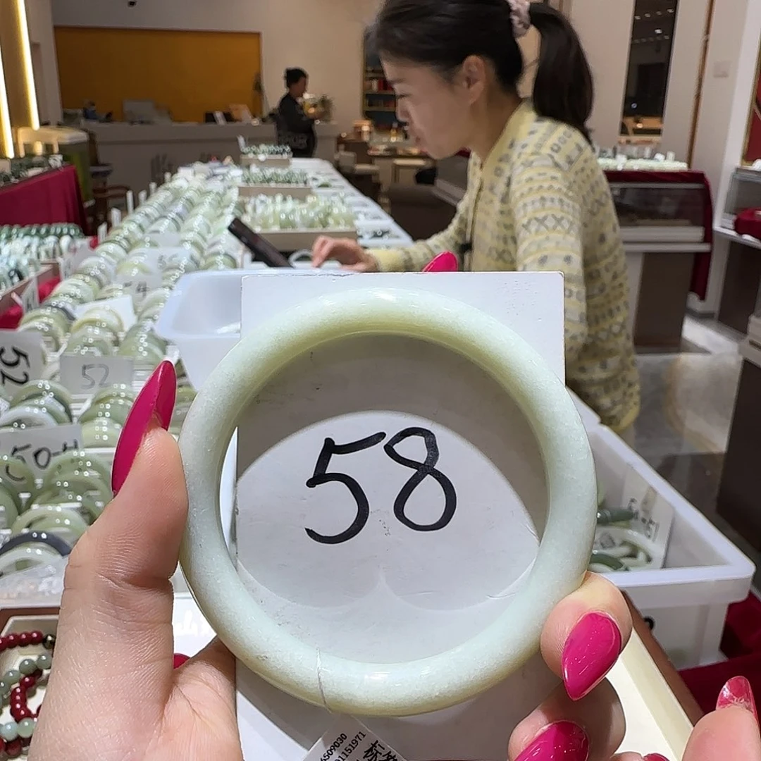 和田玉未镶嵌手镯962
