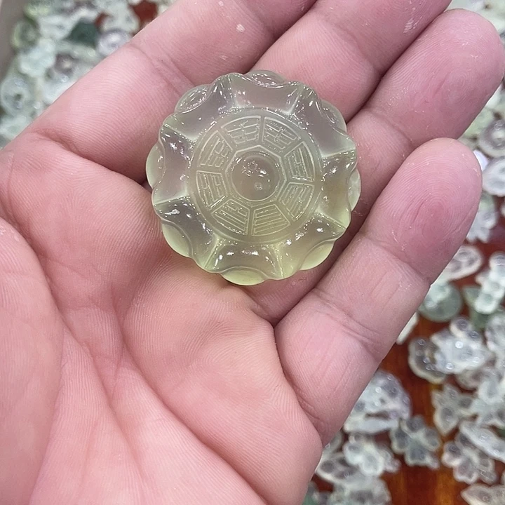 蛇纹石玉合金颈饰