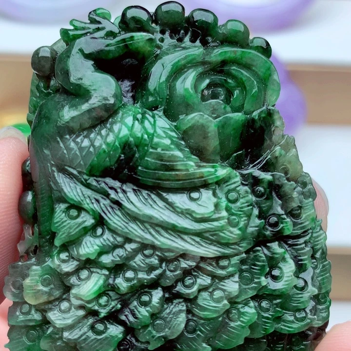 翡翠未镶嵌吊坠(不含链)