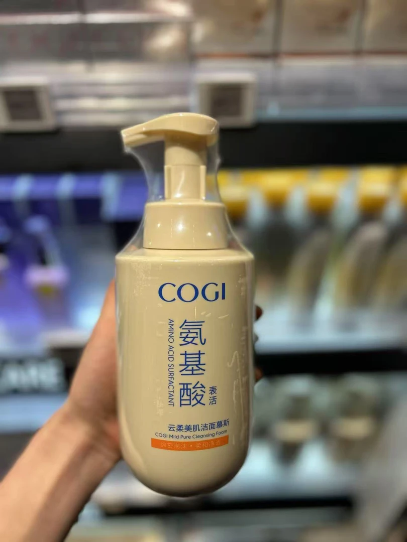 超市超火氨基酸云柔美肌洁面慕斯清洁保湿水润不紧绷