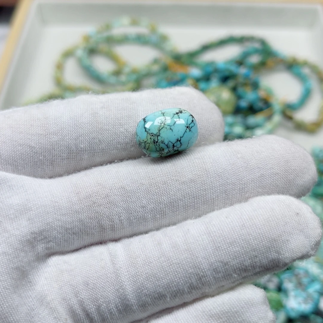 绿松石未镶嵌挂件