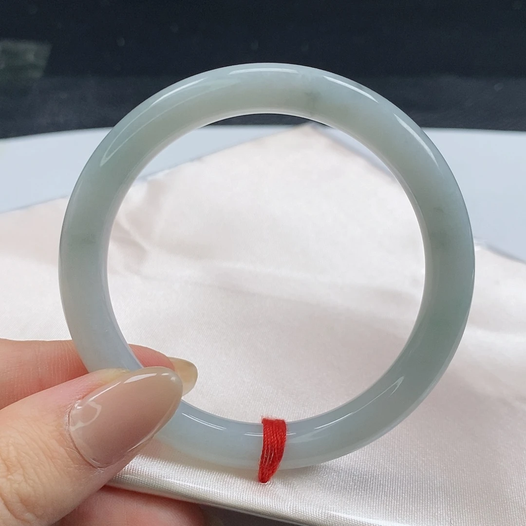 【闪购商品】翡翠手镯（圆镯）未镶嵌228号