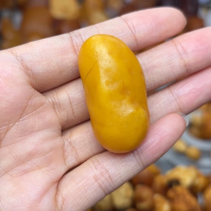 琥珀未镶嵌裸石天然蜜蜡