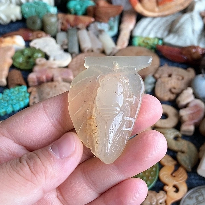 和田玉未镶嵌颈饰11