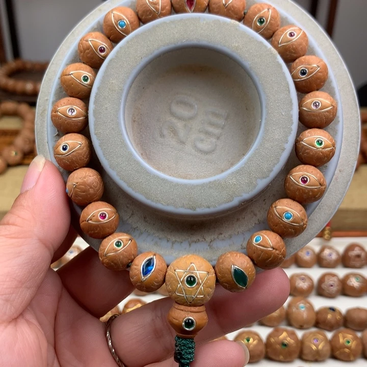 凤眼菩提吊坠手串