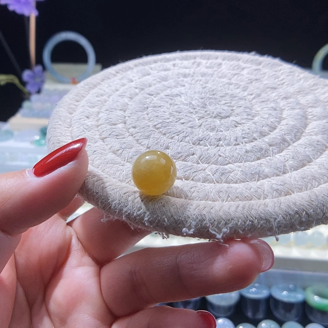 翡翠未镶嵌颈饰卡12黄翡