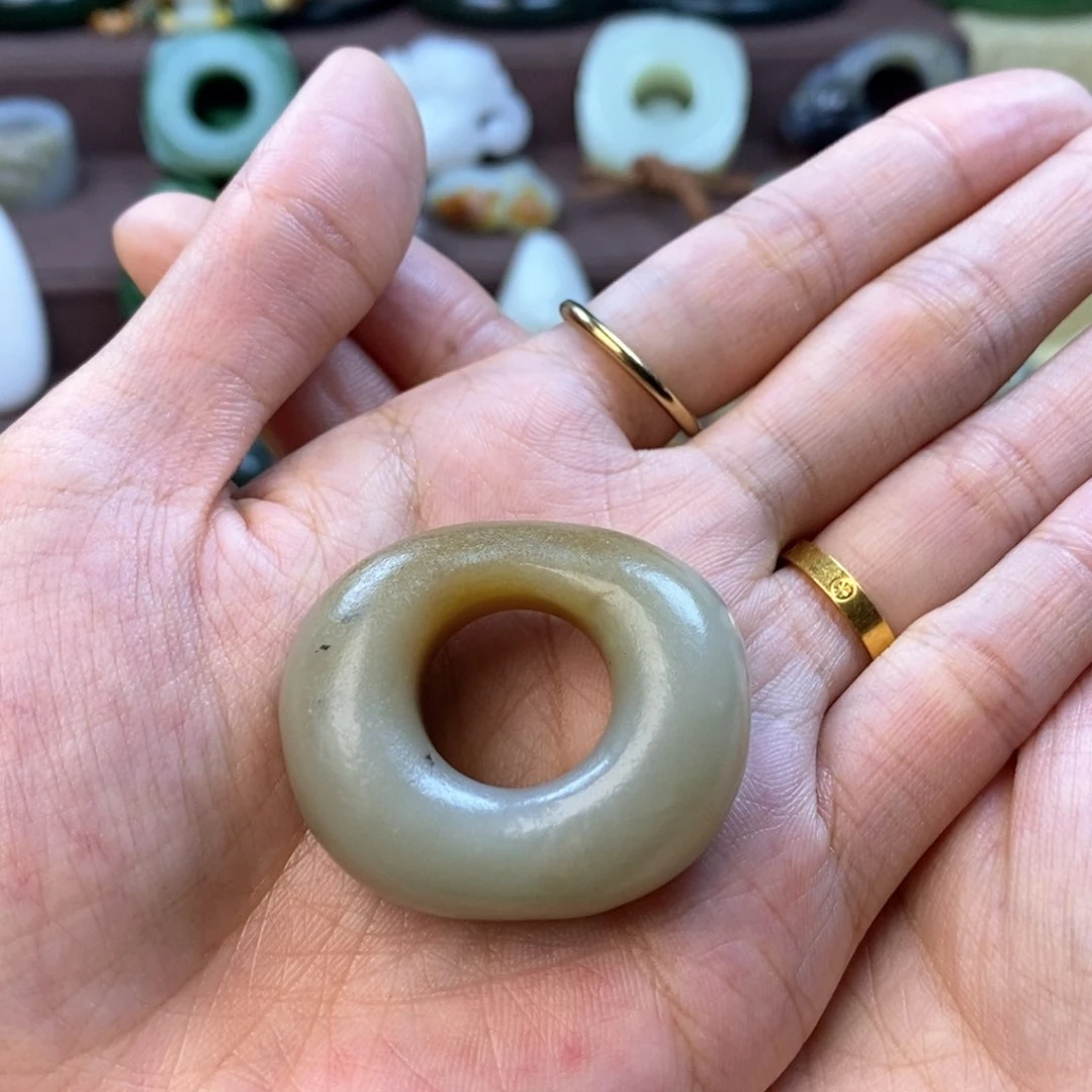 和田玉颈饰未镶嵌茉*