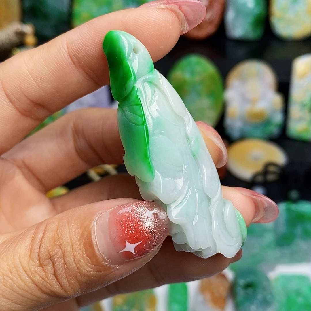 翡翠未镶嵌颈饰翡翠A货一物一证放漏价